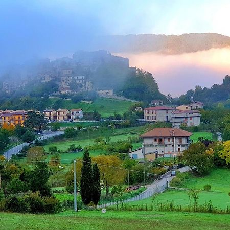 La Terrazza Sul Lago Turano Castel di Tora Exterior foto