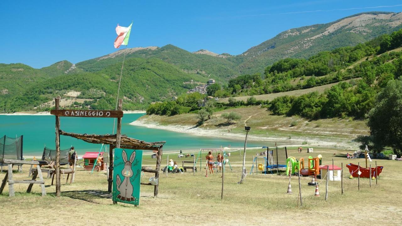 La Terrazza Sul Lago Turano Castel di Tora Exterior foto