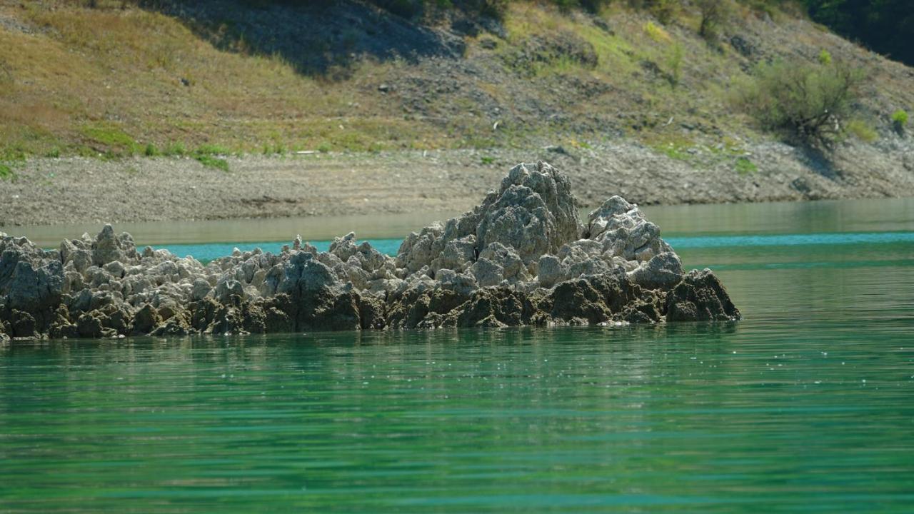 La Terrazza Sul Lago Turano Castel di Tora Exterior foto