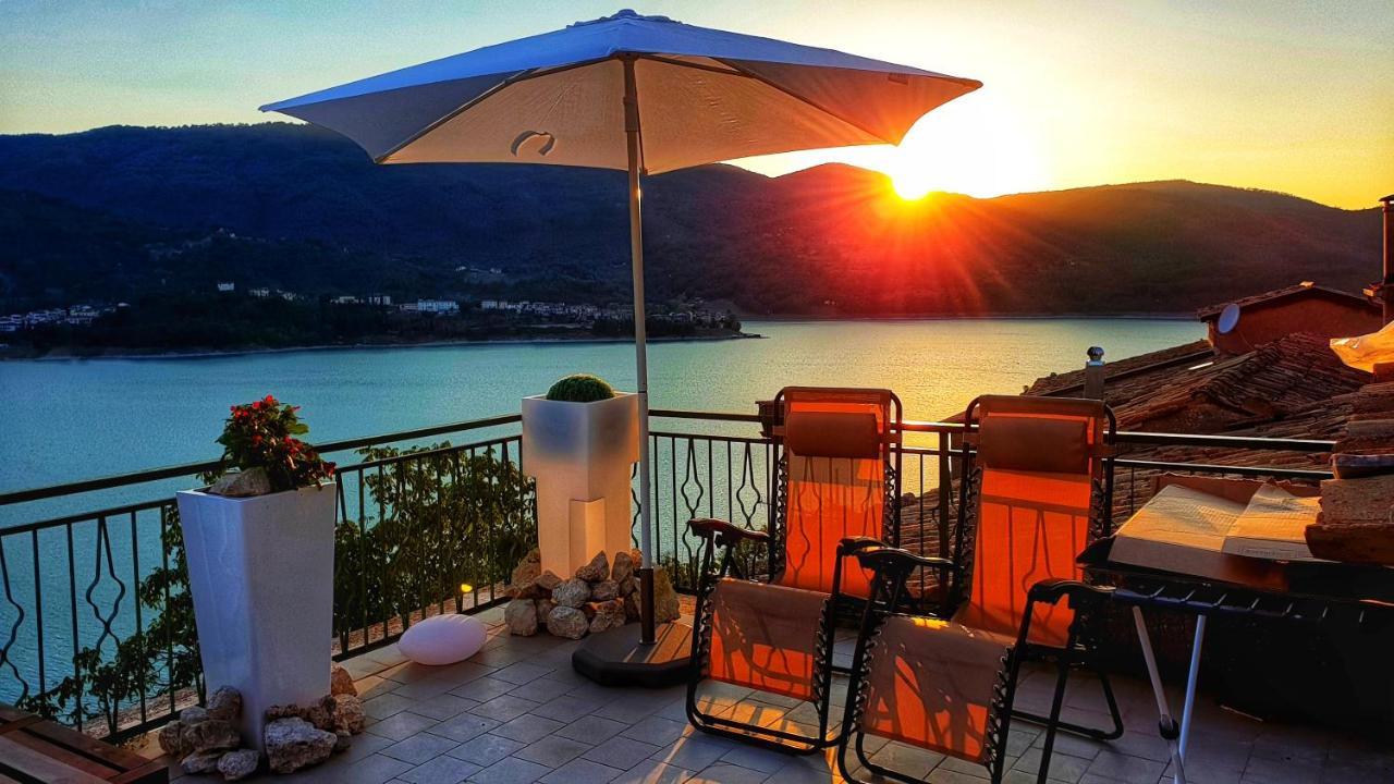 La Terrazza Sul Lago Turano Castel di Tora Exterior foto