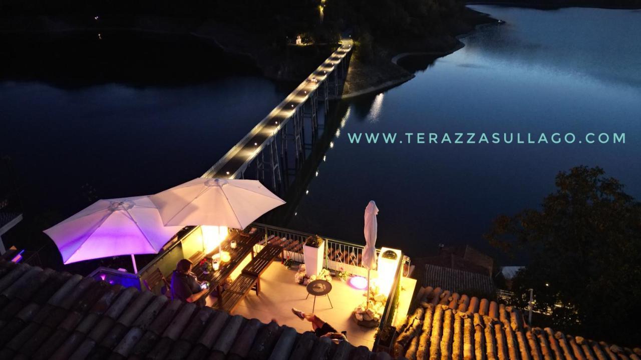 La Terrazza Sul Lago Turano Castel di Tora Exterior foto